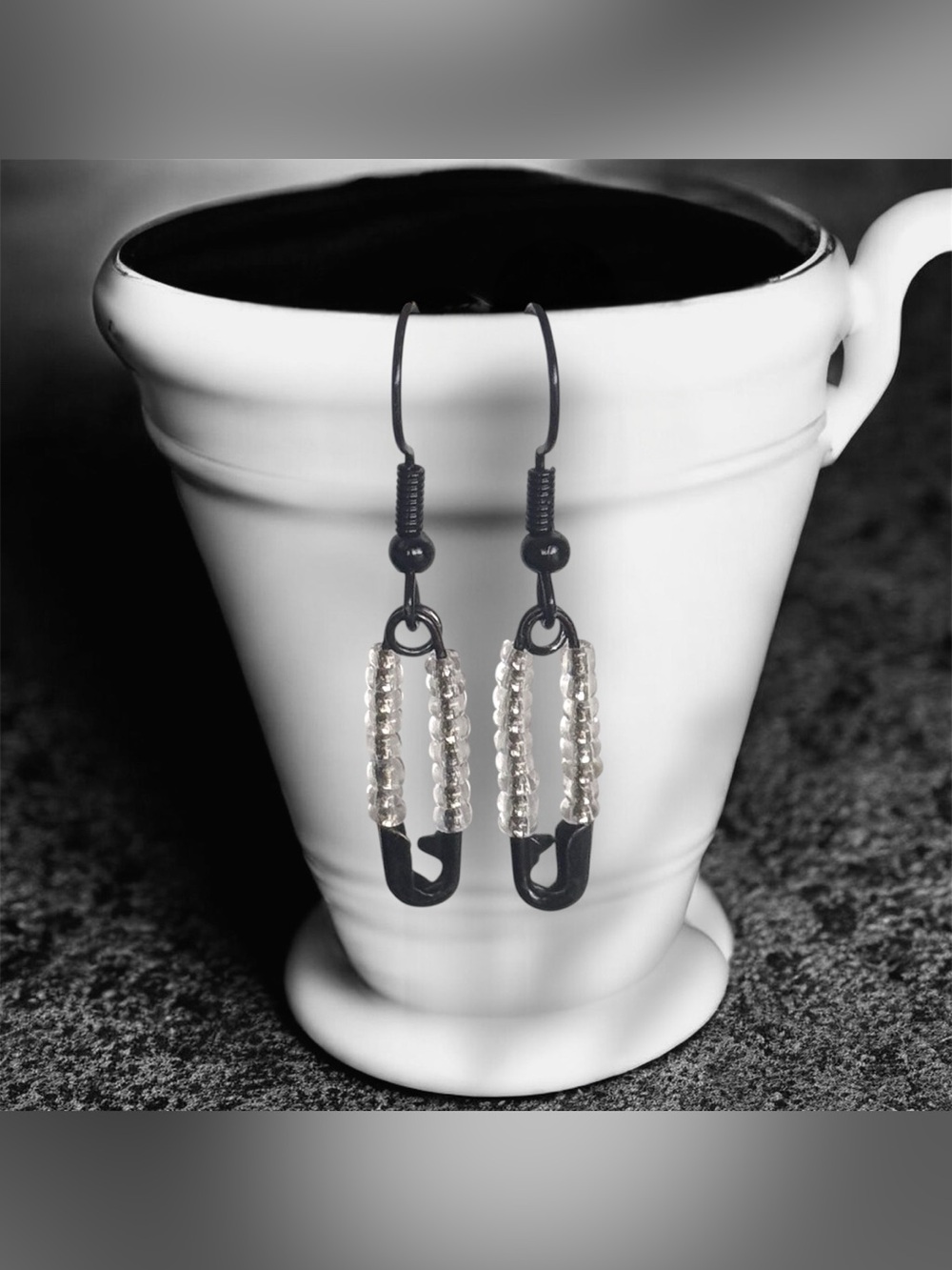 5 For $25💫Small Black Safety Pin Beaded Punk Earrings
